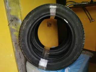 Neumáticos de coche