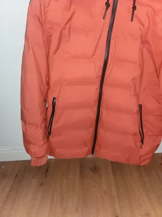 Chaquetón de invierno naranja