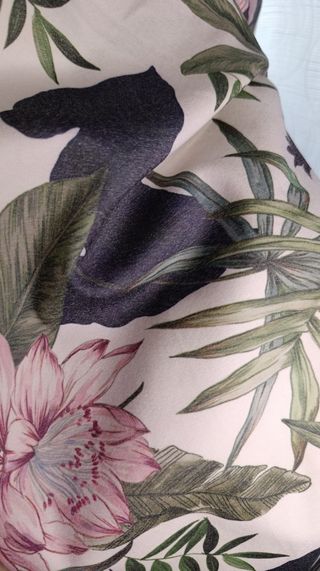Pantalón Flores STRADIVARIUS - Talla 40