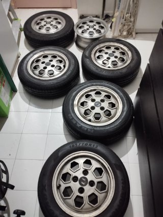 Llantas Renault 9 11