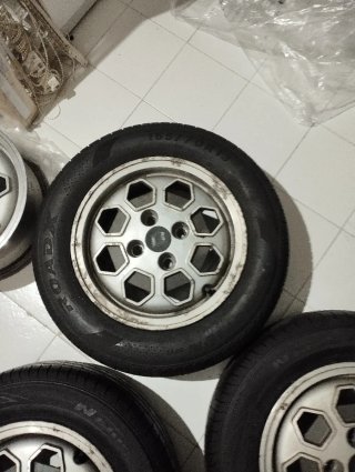 Llantas Renault 9 11
