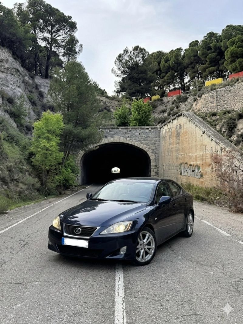 Lexus IS 220d Sport - foto 1