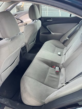 Lexus IS 220d Sport