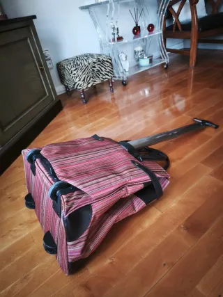 Bolsa Maleta Aita Rayas.