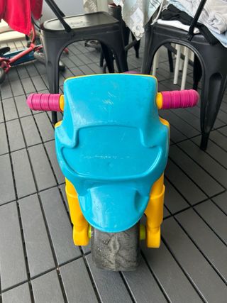 Moto correpasillos infantil