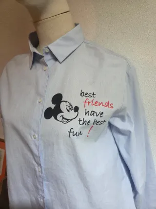 Camisa Zara Mickey oversize