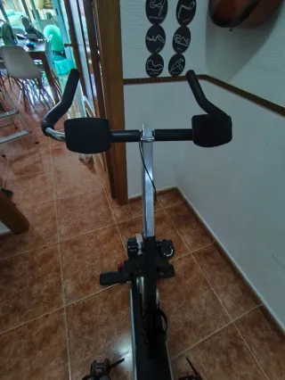 Bicicleta Estática Spinning Negra