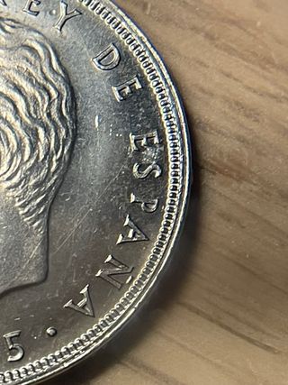 Moneda 2.000 Pesetas 1975 Error