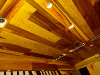 Mesa comedor. Madera acacia.