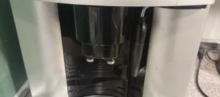 Cafetera DeLonghi Magnifica Plata