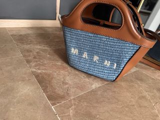 Bolso Marni Rafia Azul y Marrón