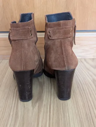 Botines Piel Marron Tacón