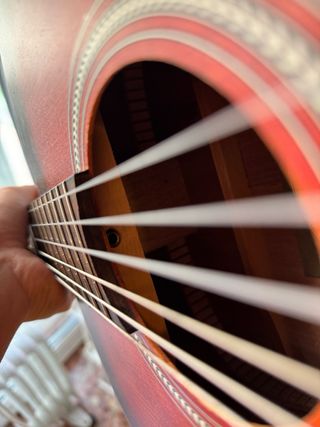 Guitarra Clásica (Marca Valencia)