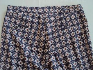 Pantalón estampado Sfera Talla 40