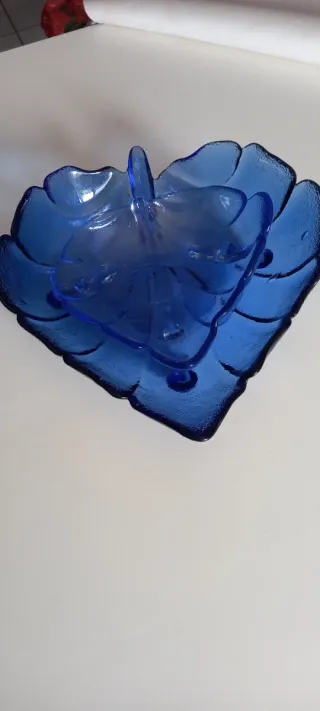 Ciotole decorative in vetro blu