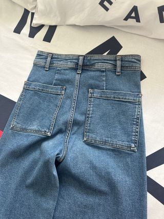 Pantalón vaquero ancho Talla 36