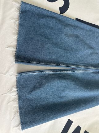 Pantalón vaquero ancho Talla 36