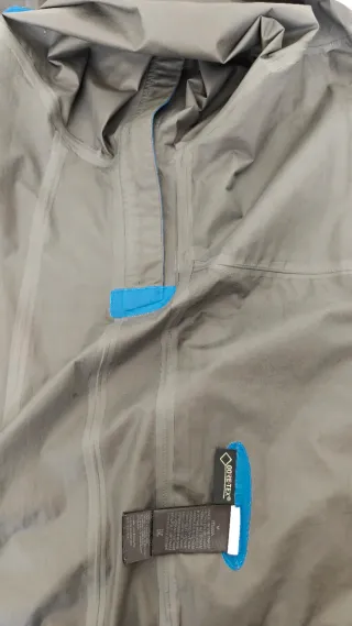 Chaqueta Marmot Gore-Tex Azul Impermeable