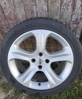 LLANTA PEUGEOT 3008