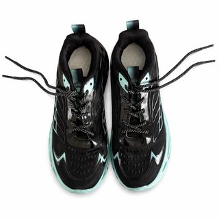 Zapatillas rosas con lineas blancas en 41 y 36/37
