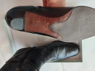 Botines negros mujer