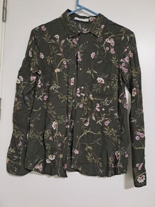 Camisa verde floral