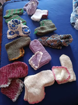 Patucos de lana hechos a mano