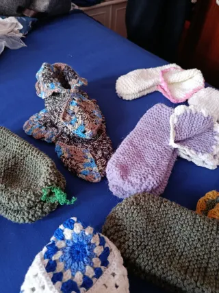 Patucos de lana hechos a mano