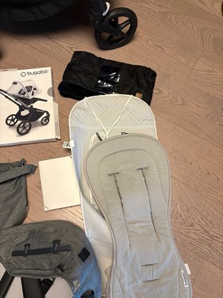 Bugaboo Fox 5 Gris + Accesorios
