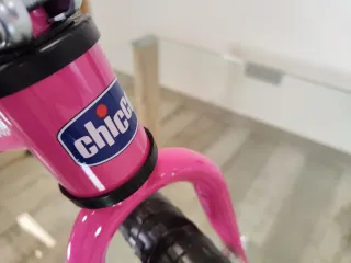 Bici de aprendizaje Chicco Rosa
