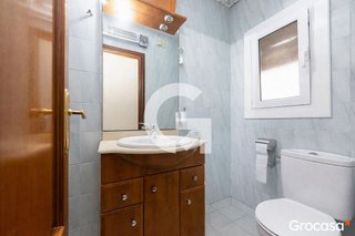 Piso en venta en Fondo en Santa Coloma de Gramanet