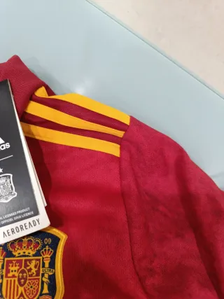 Camiseta Adidas España Niño Talla S (9/10 años)