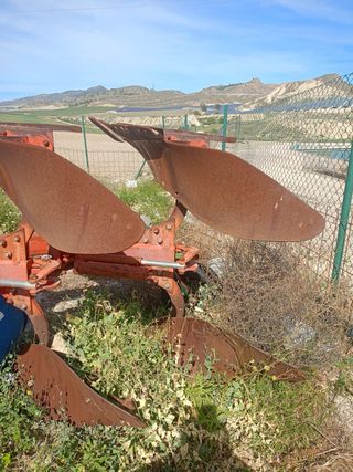 Vertederas de arado vogel