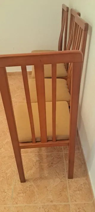 Juego de 4 sillas de comedor