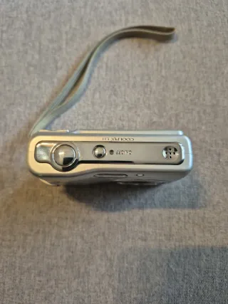Nikon Coolpix L11 Argento