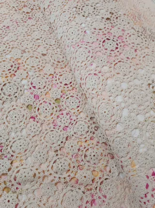 Copriletto matrimoniale uncinetto beige
