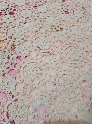 Copriletto matrimoniale uncinetto beige