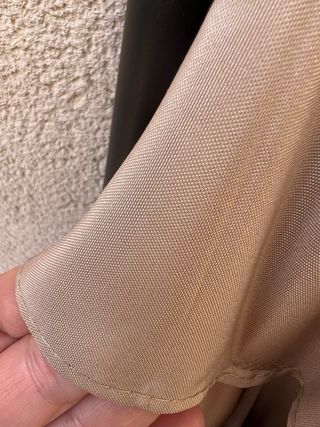 Sombrilla de terraza nueva( sin peso, sin base)