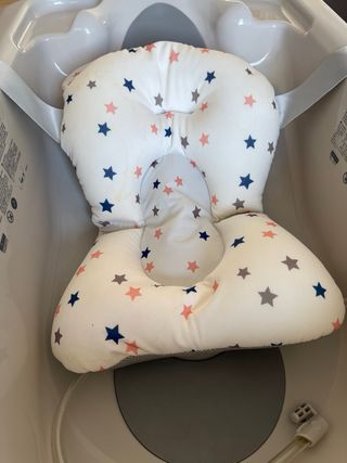 Bañera nueva con cambiador y reductor de regalo