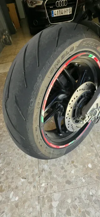 Ducati Monster 821 Dark Negra