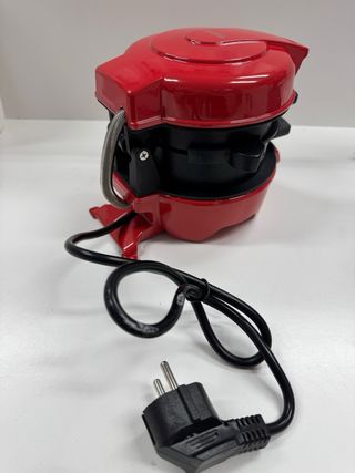 Máquina de Hamburguesas Multifuncional Roja