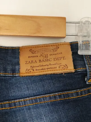 Pantalón vaquero azul oscuro