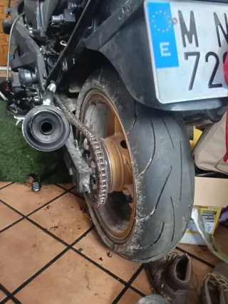 Kawasaki ZZR Negra