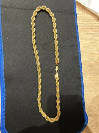 Cadena de acero estilo salomónico