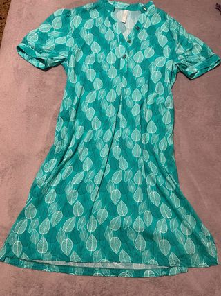 Vestido largo viscosa estampado hojas