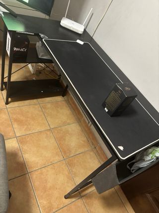 Escritorio gaming negro