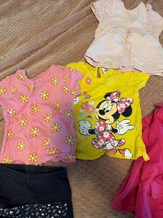 Bimba 9-12 mesi vestiti