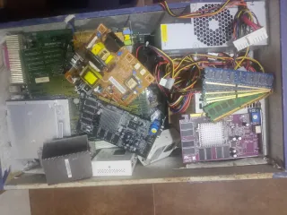 Componentes de PC Varios lo vendo toda la caja