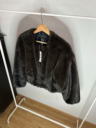 Abrigo Zara Mujer Pelo Sintético Marrón Oscuro M