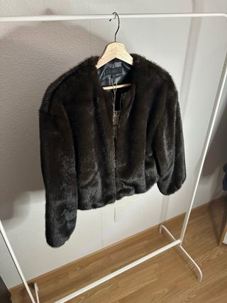 Abrigo Zara Mujer Pelo Sintético Marrón Oscuro M